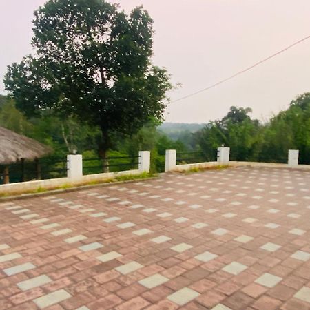 Happydays Hut Villa Mananthavady Dış mekan fotoğraf