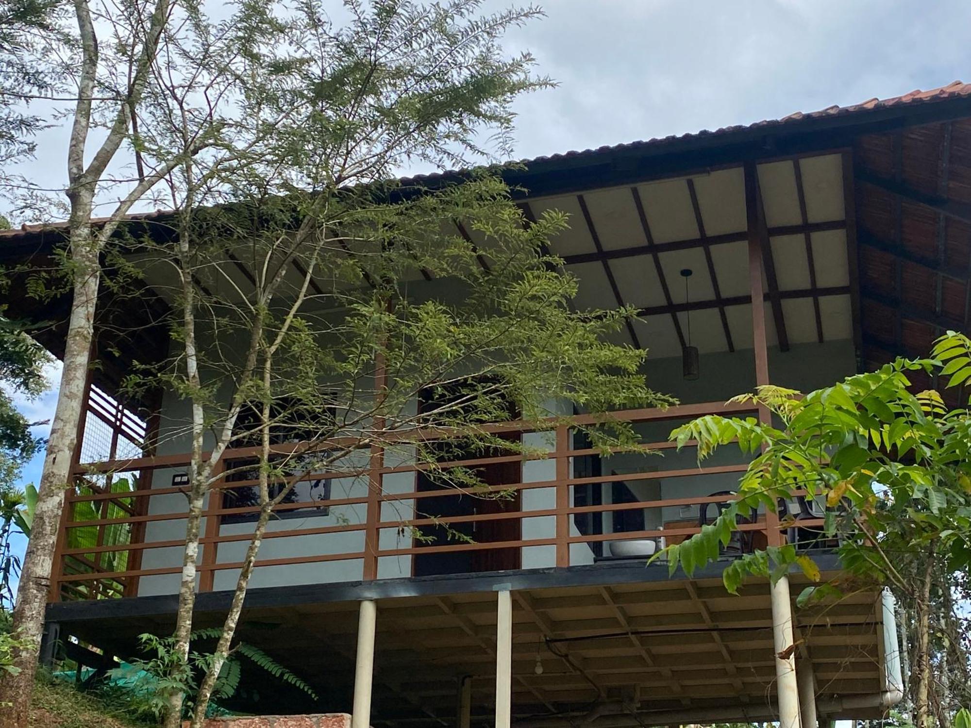 Happydays Hut Villa Mananthavady Dış mekan fotoğraf
