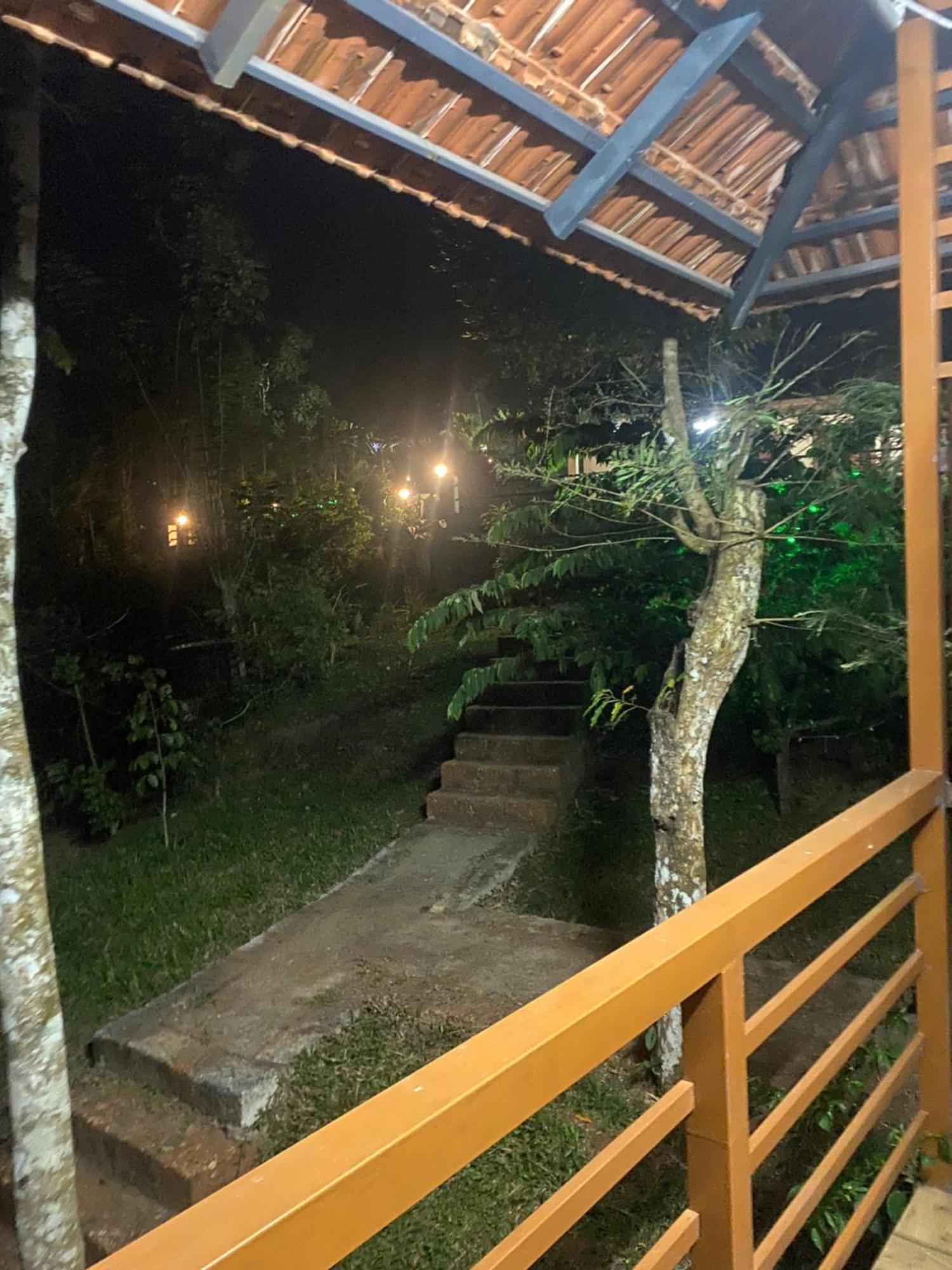 Happydays Hut Villa Mananthavady Dış mekan fotoğraf